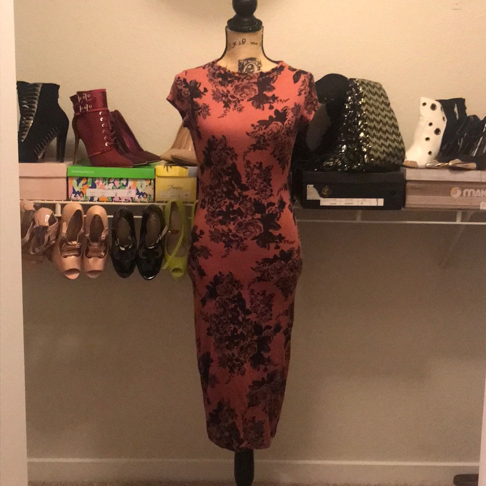 Pencil skirt